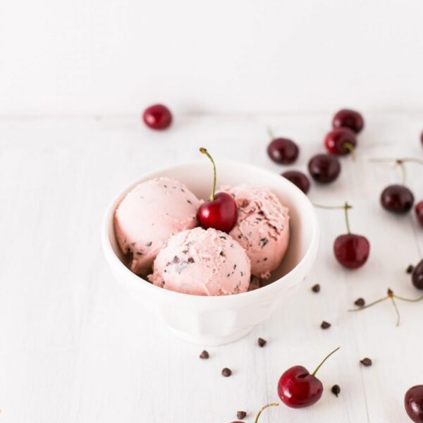 Gelato de Cereza y Chocolate Sin Lácteos